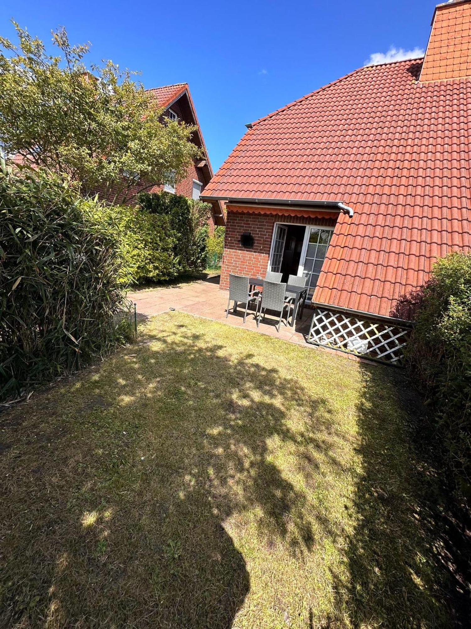 Strandhaus Nina - Ferienhaus ホークジール エクステリア 写真